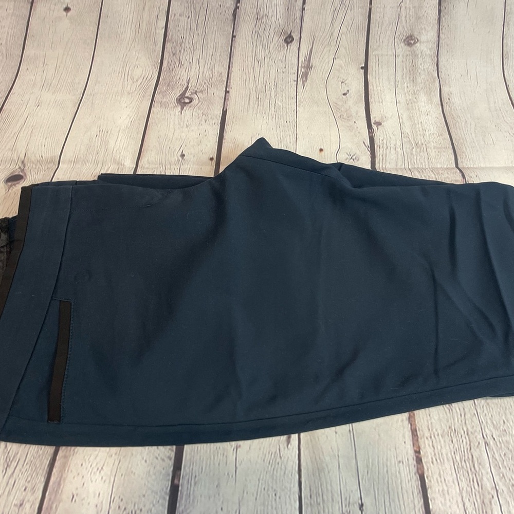 Express Columnist Straight Leg Pants. Size 12R. Blue with Black Accents.